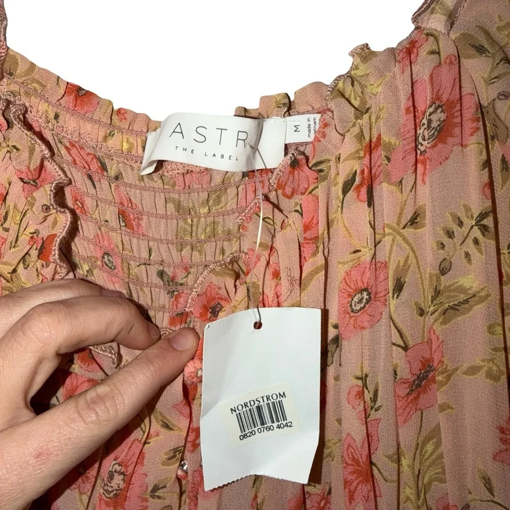 NWT ASTR the label blush multi floral maxi dress. Size Medium.